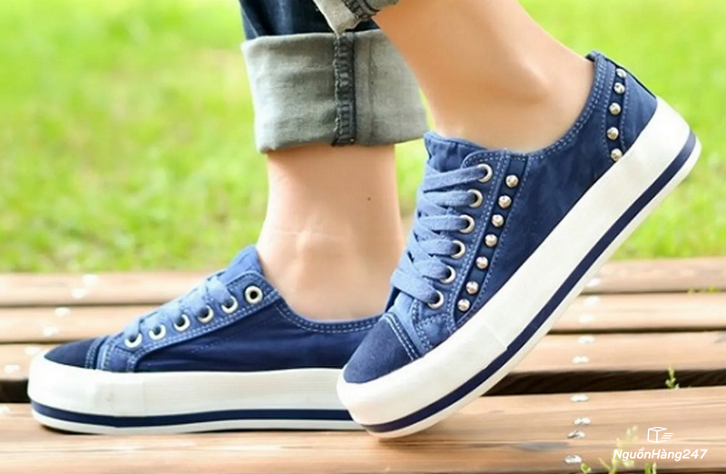 Giày vải chất liệu denim mỏng
