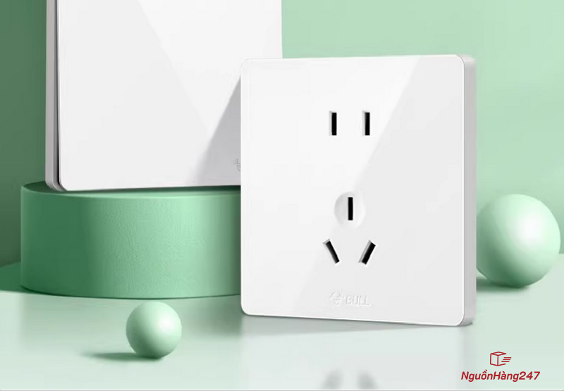 Ổ cắm điện âm tường là gì?