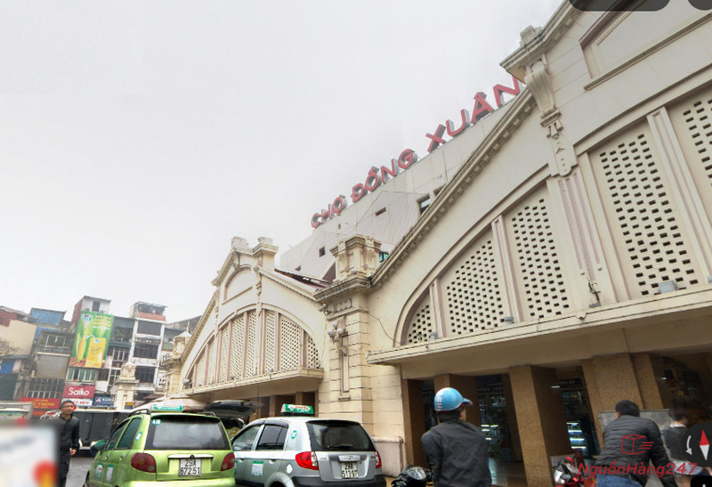 Chợ Đồng Xuân nằm ở đâu?