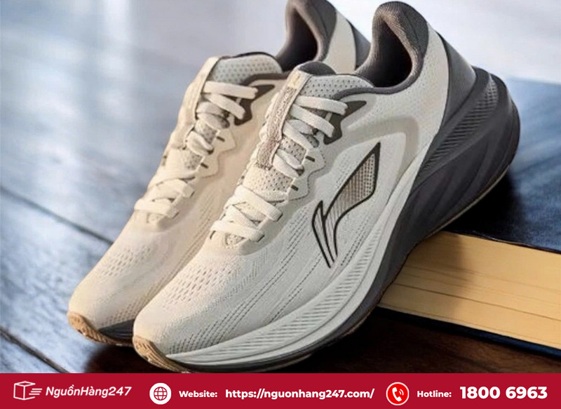 Giày tennis Li-Ning