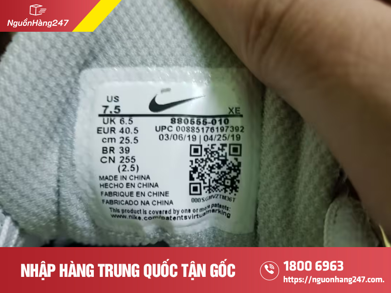Nhận biết qua tem giày (Tag giày)