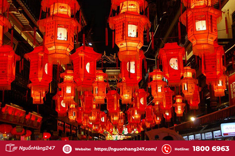 Lồng đèn hình bát giác