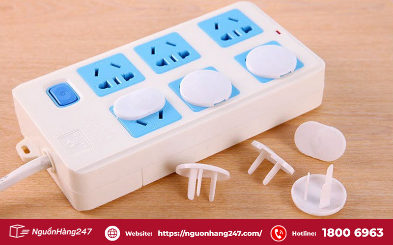 Nút bịt ổ điện 3 lỗ (chấu)