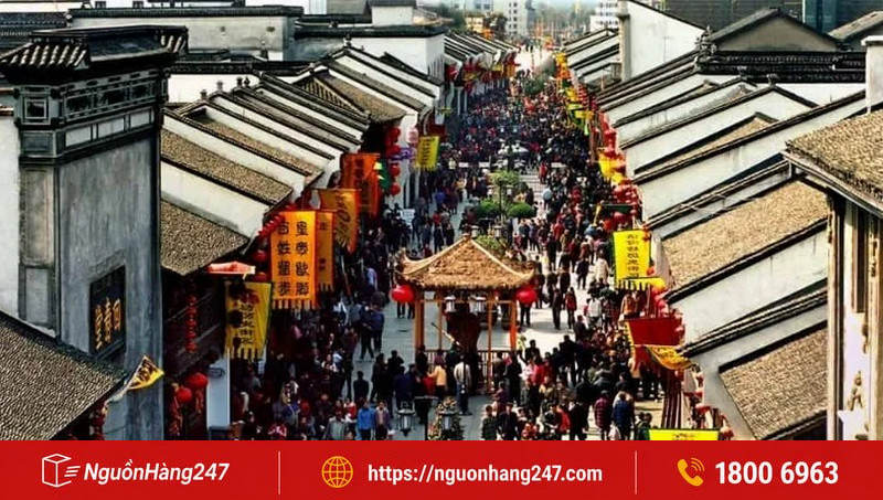 Nhập mũ bơi ở chợ đầu mối Trung Quốc
